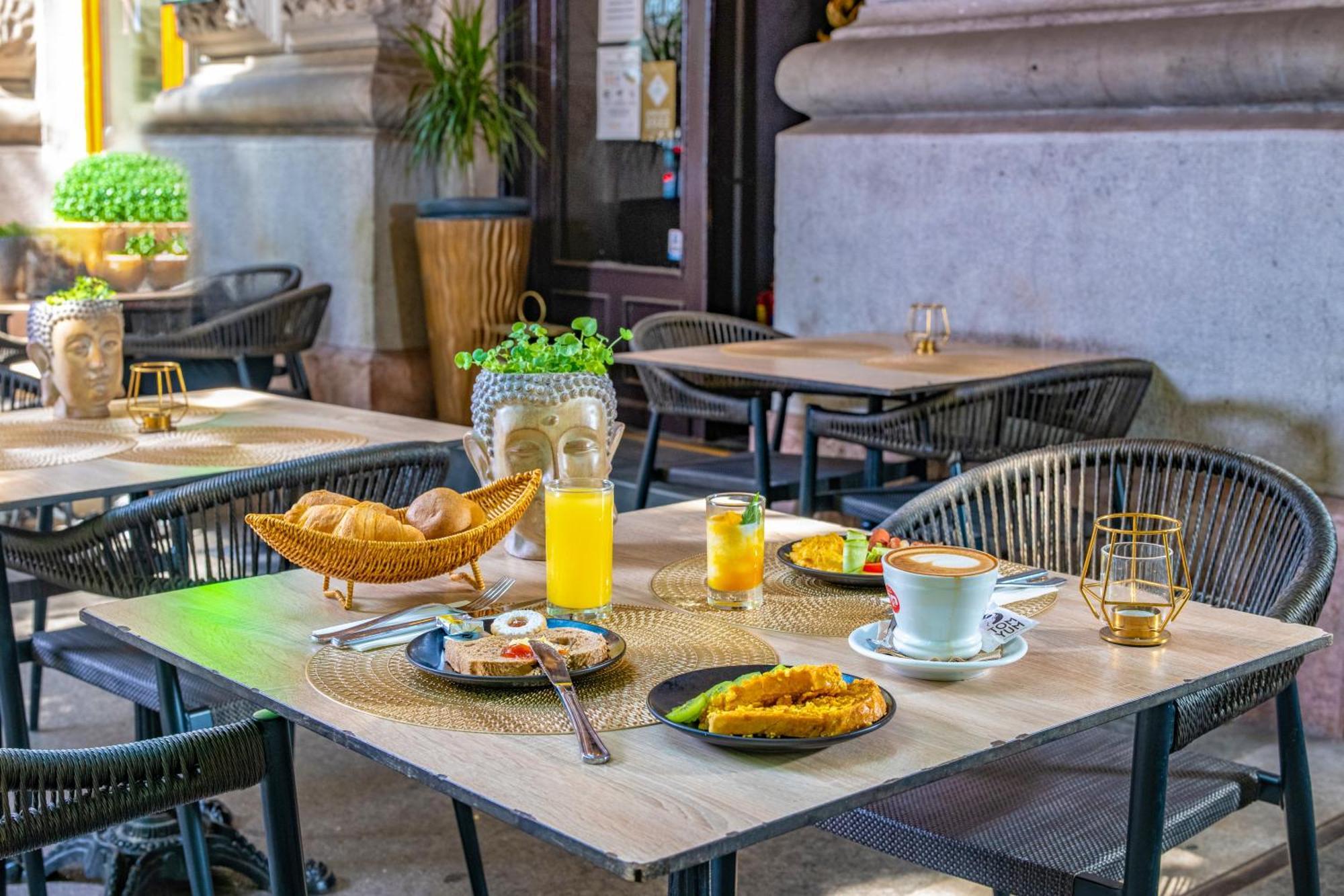 Andrassy Thai 3*